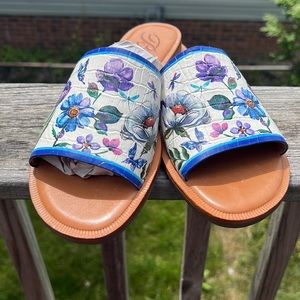 COPY - New never worn Brighton sandals